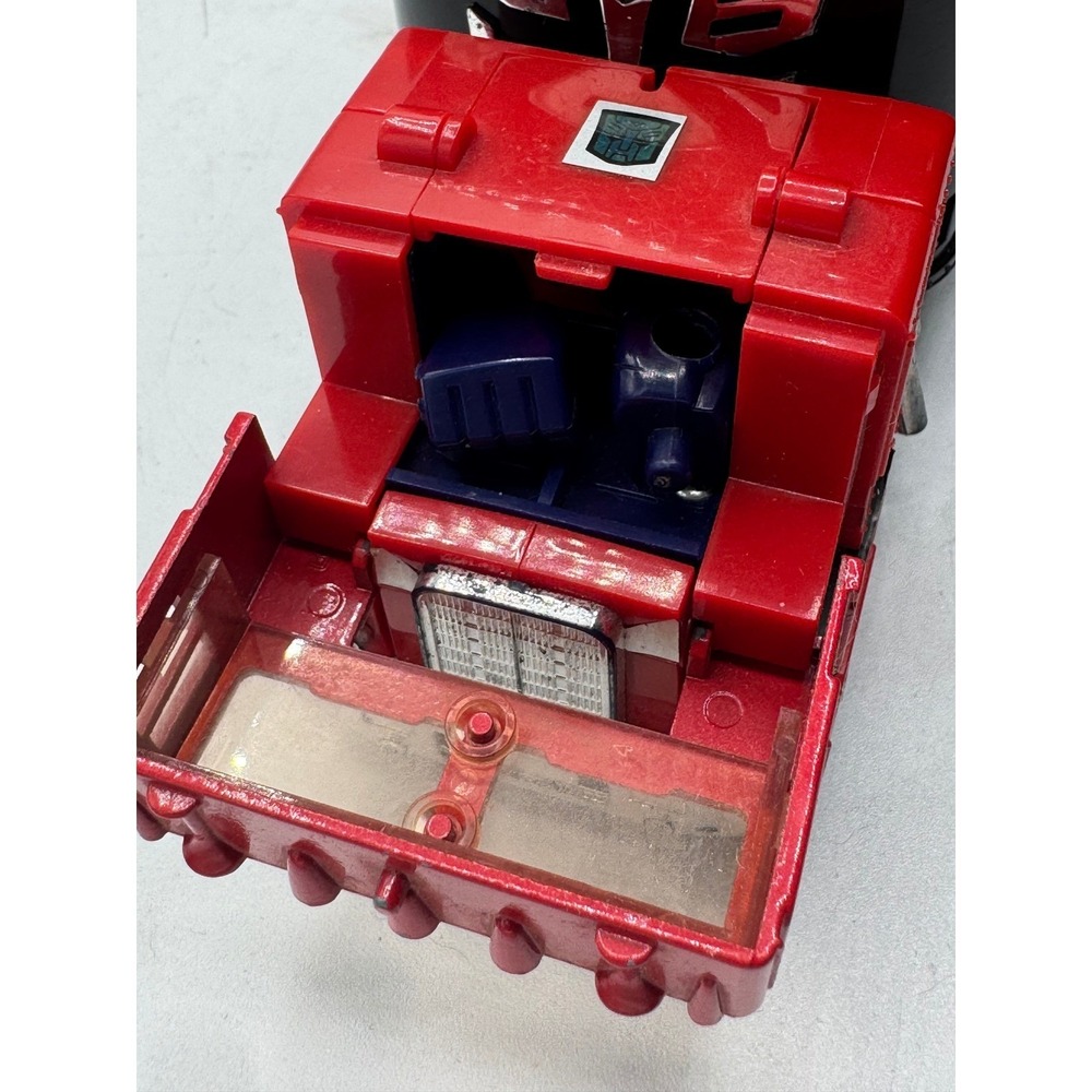 VTG 1992 Transformers G2 Optimus Prime Action Figure Truck/Trailer Hasbro - READ - Picture 4 of 16